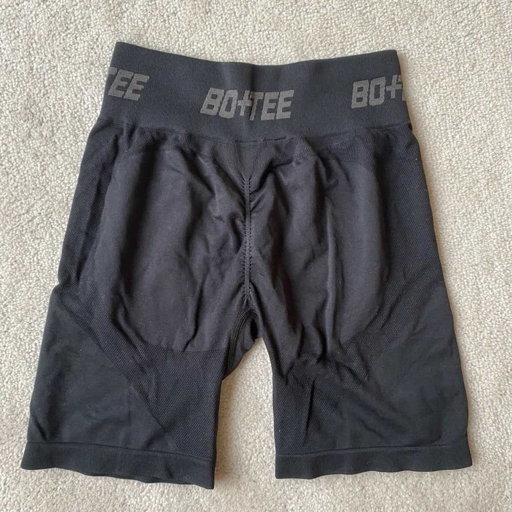 Bo&Tee / Bo and Tee Biker Shorts (Black)